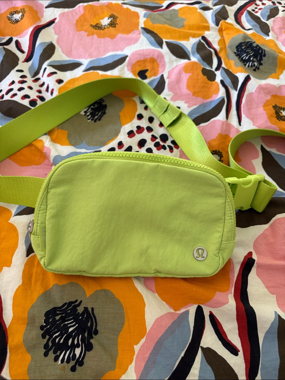 lululemon athletica women’s Neon Lime Waist Pack